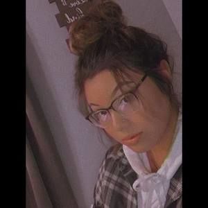 Meet your Posher, Alissa